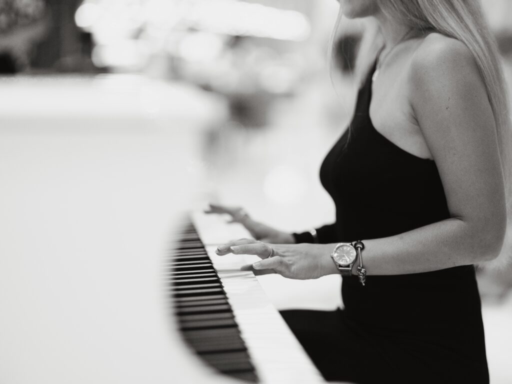 The Key to Senior Independence: Flexibility and Mobility The Key to Senior Independence: Flexibility and Mobility